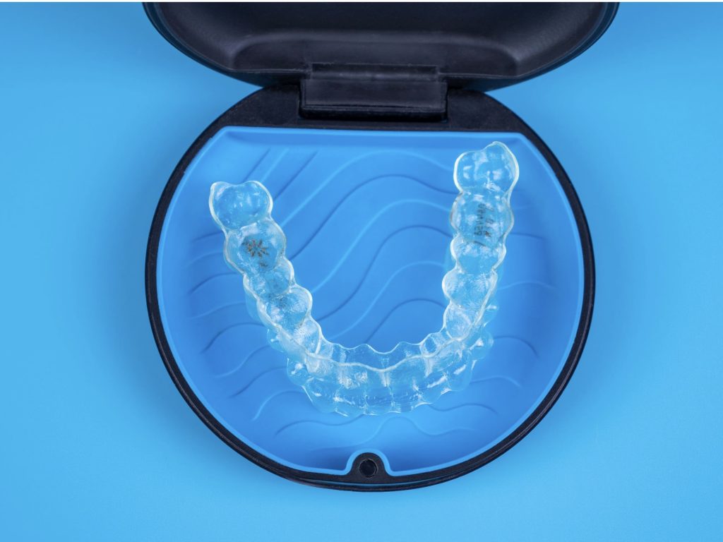Leczenie ortodontyczne Invisalign w Łodzi